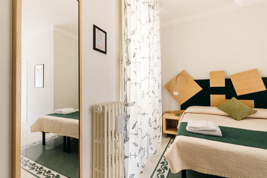 Adriano Augusto Bed & Breakfast Rome Ruang foto